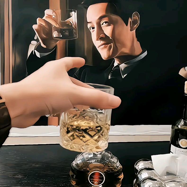 我对你微笑，纯属礼貌。