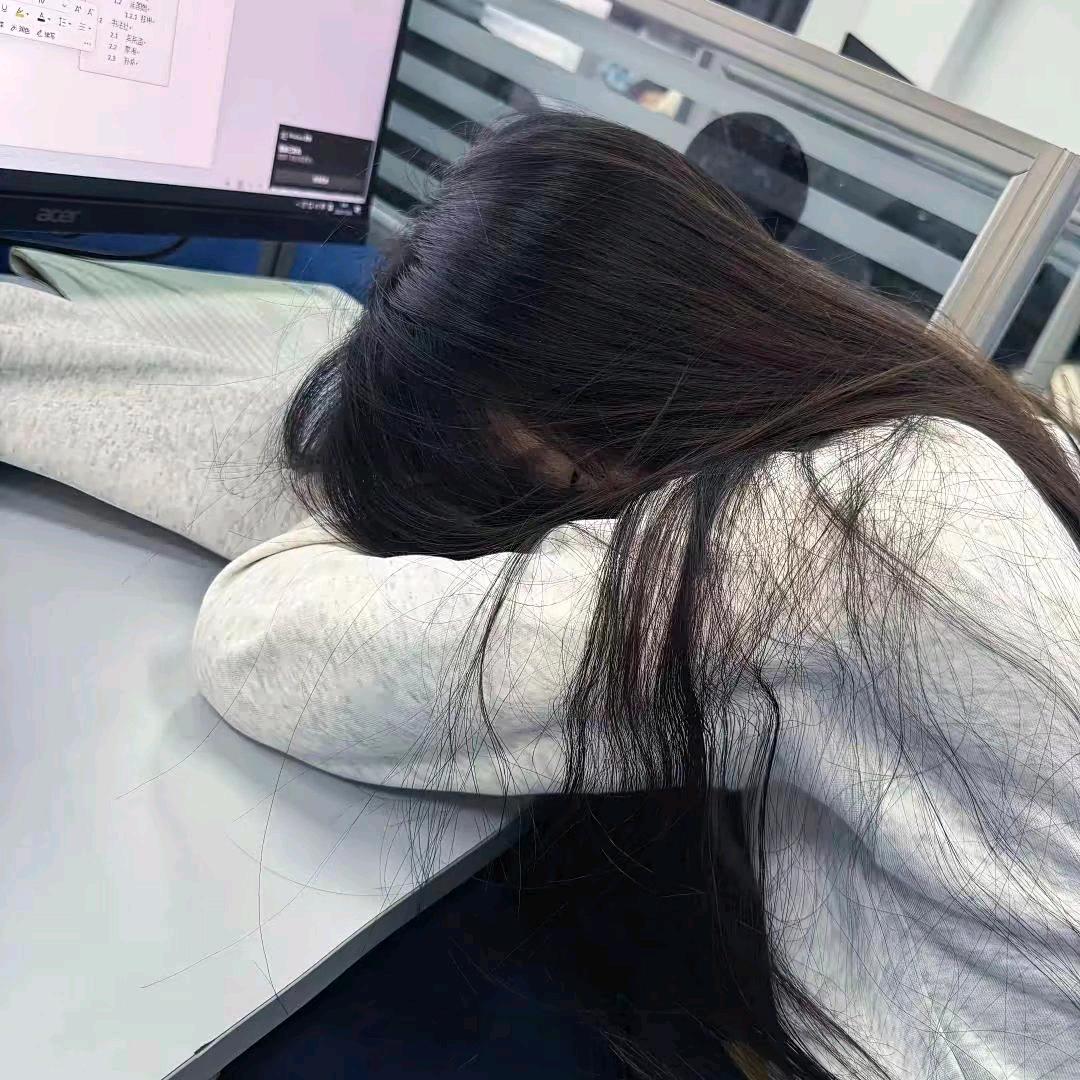 知知