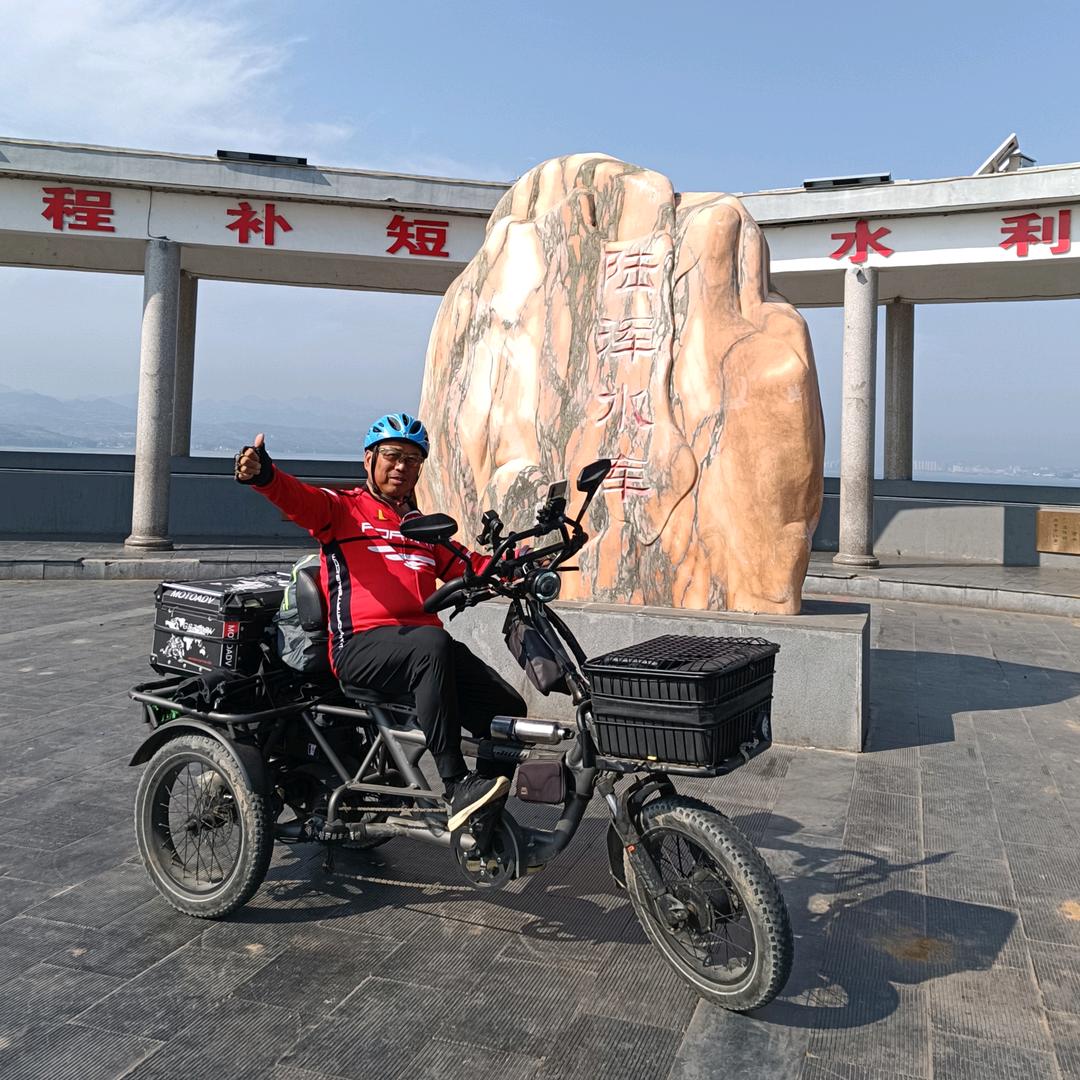 寻尝的老王