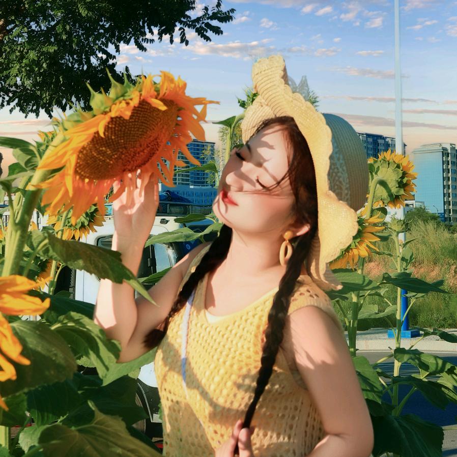 关不住的小耳朵🌱