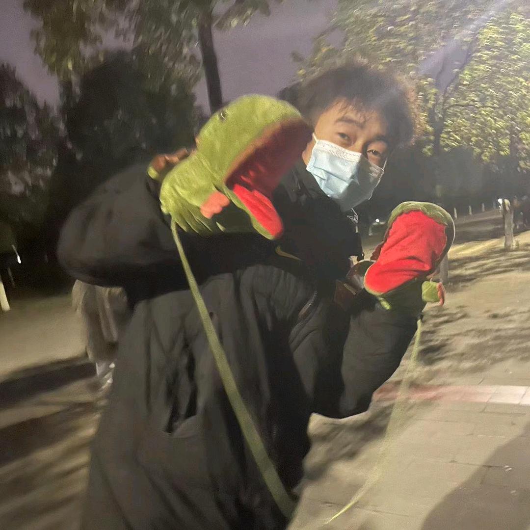欧文的小背包