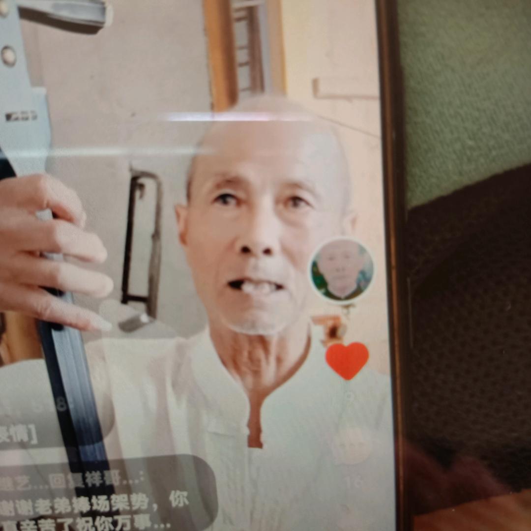 安微泗县曲艺琴书演员刘明盘