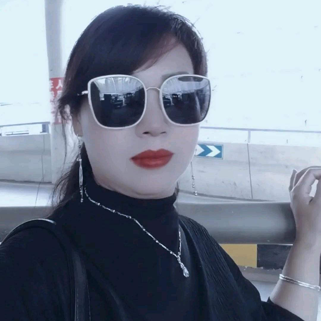 美玲.