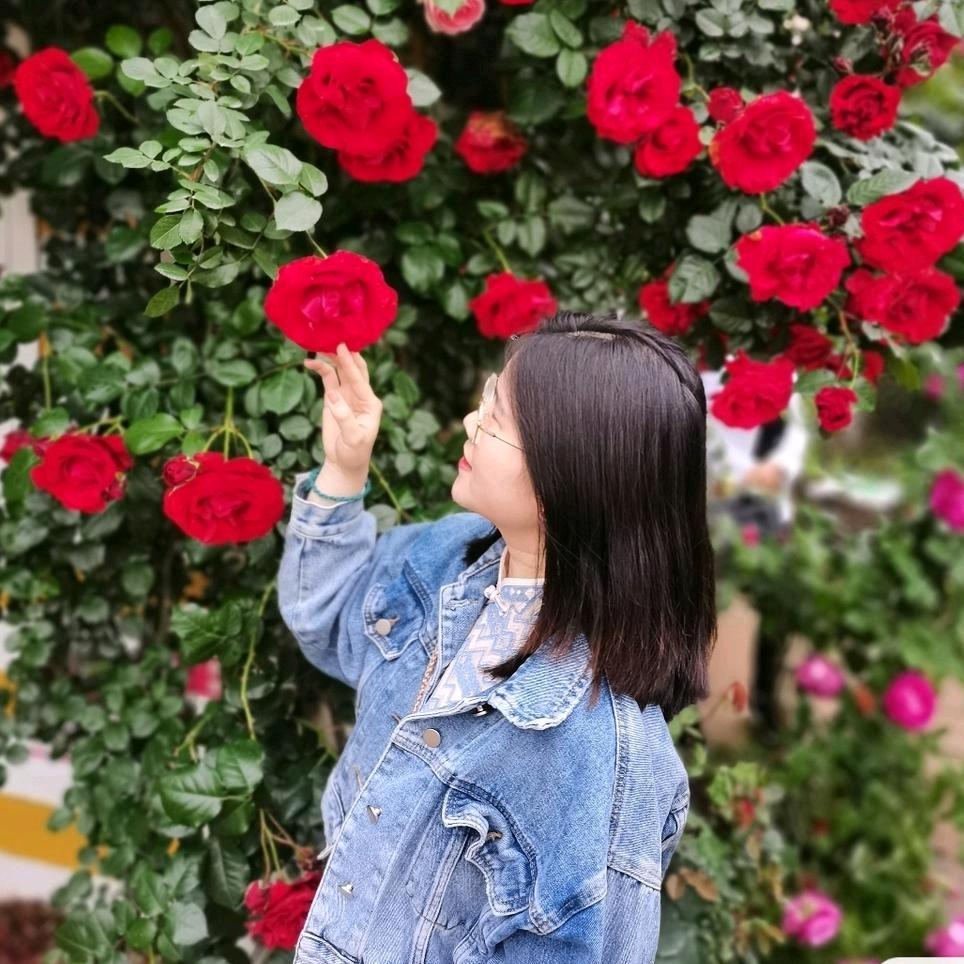 眼镜妹妹