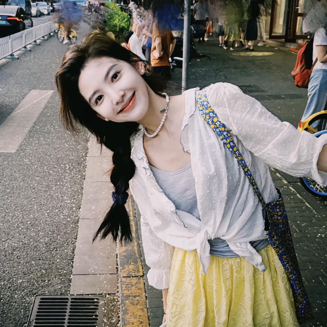 钮祜禄·小甜瓜