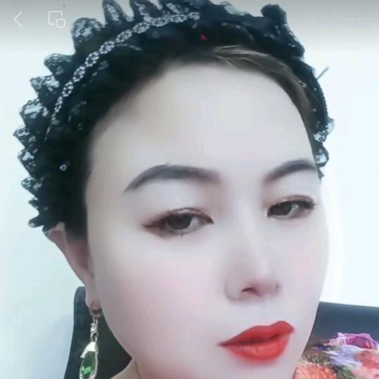 彭建英