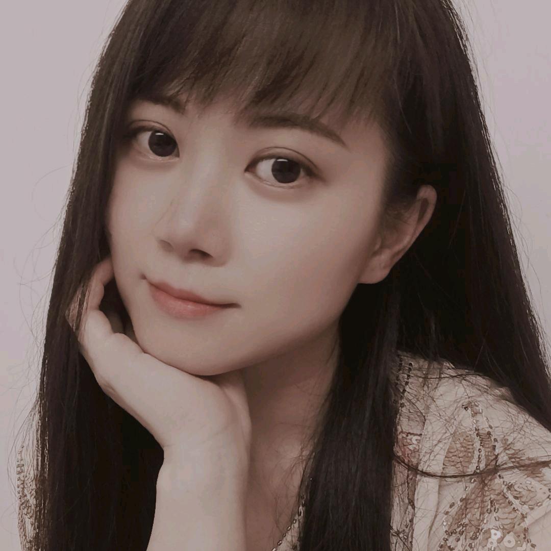 黄小柔