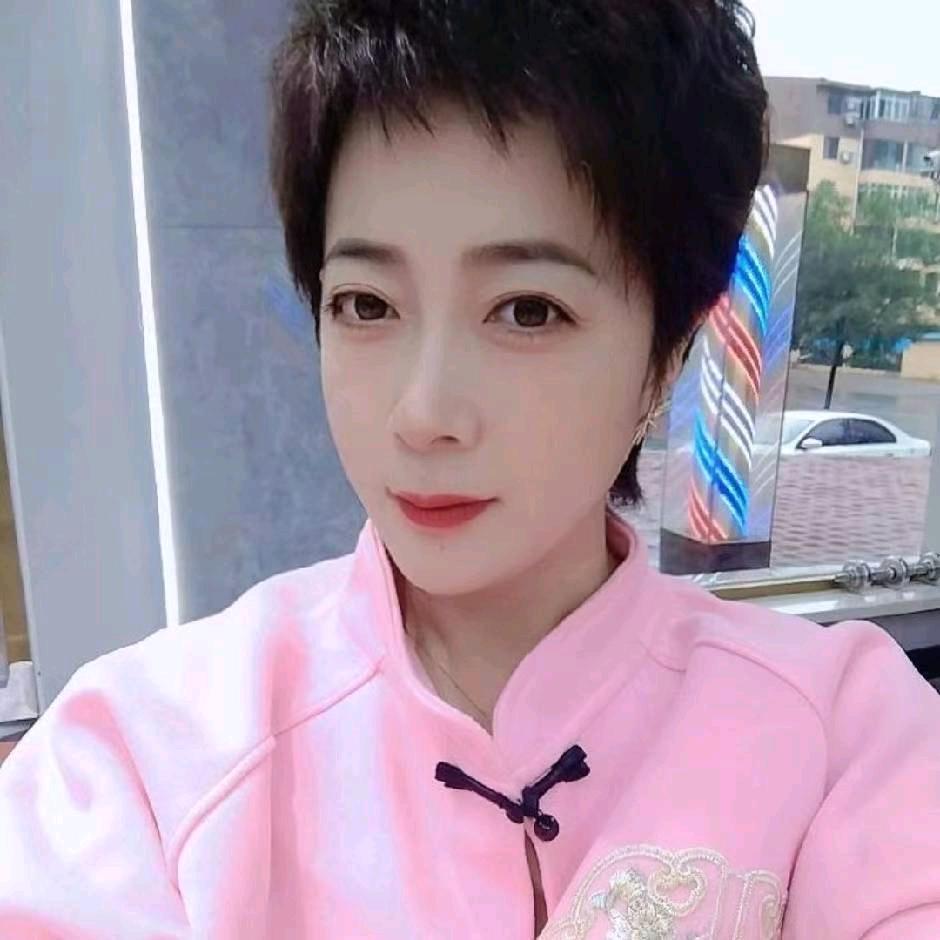 高级美发设计师，儿童雕刻设计