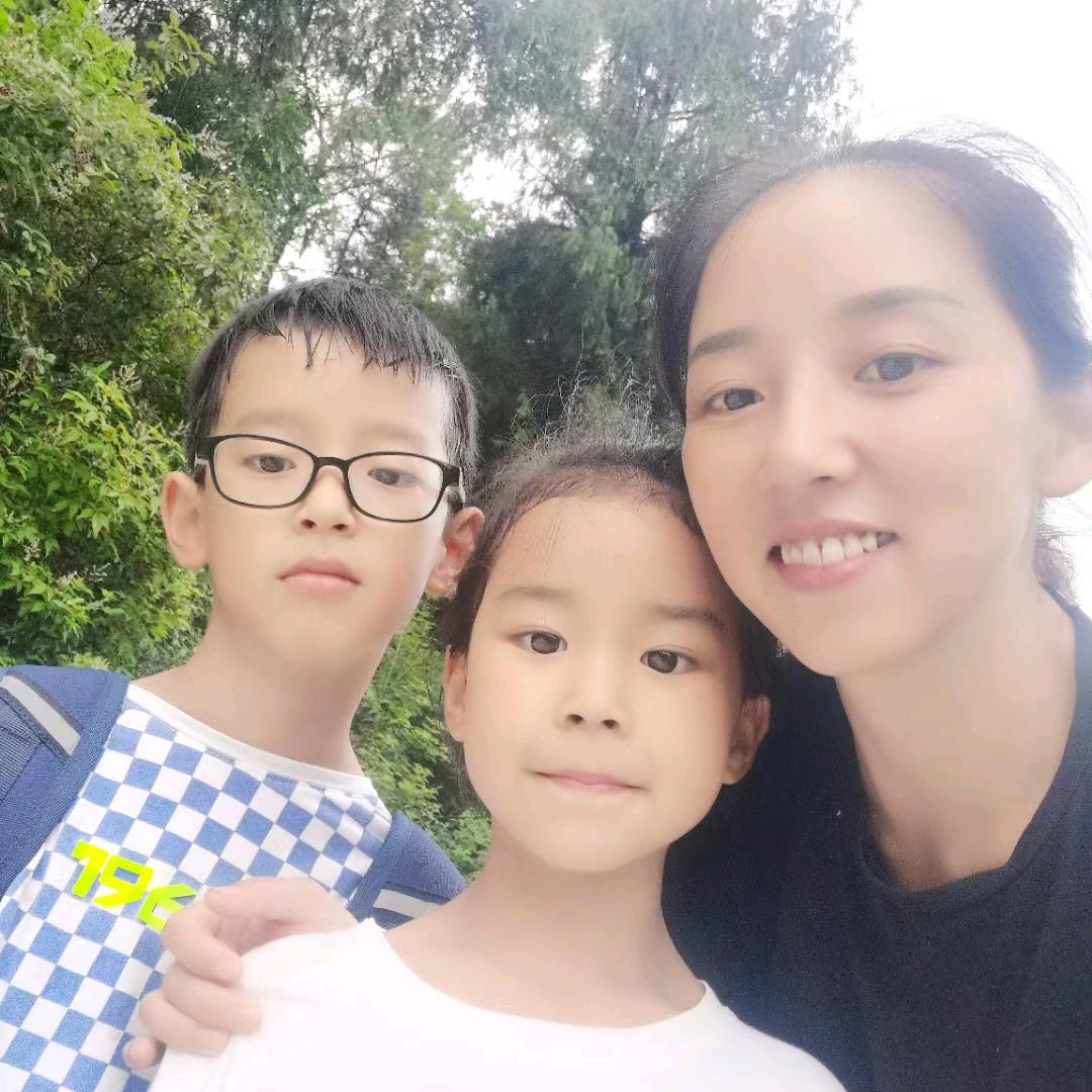 刘一碗周