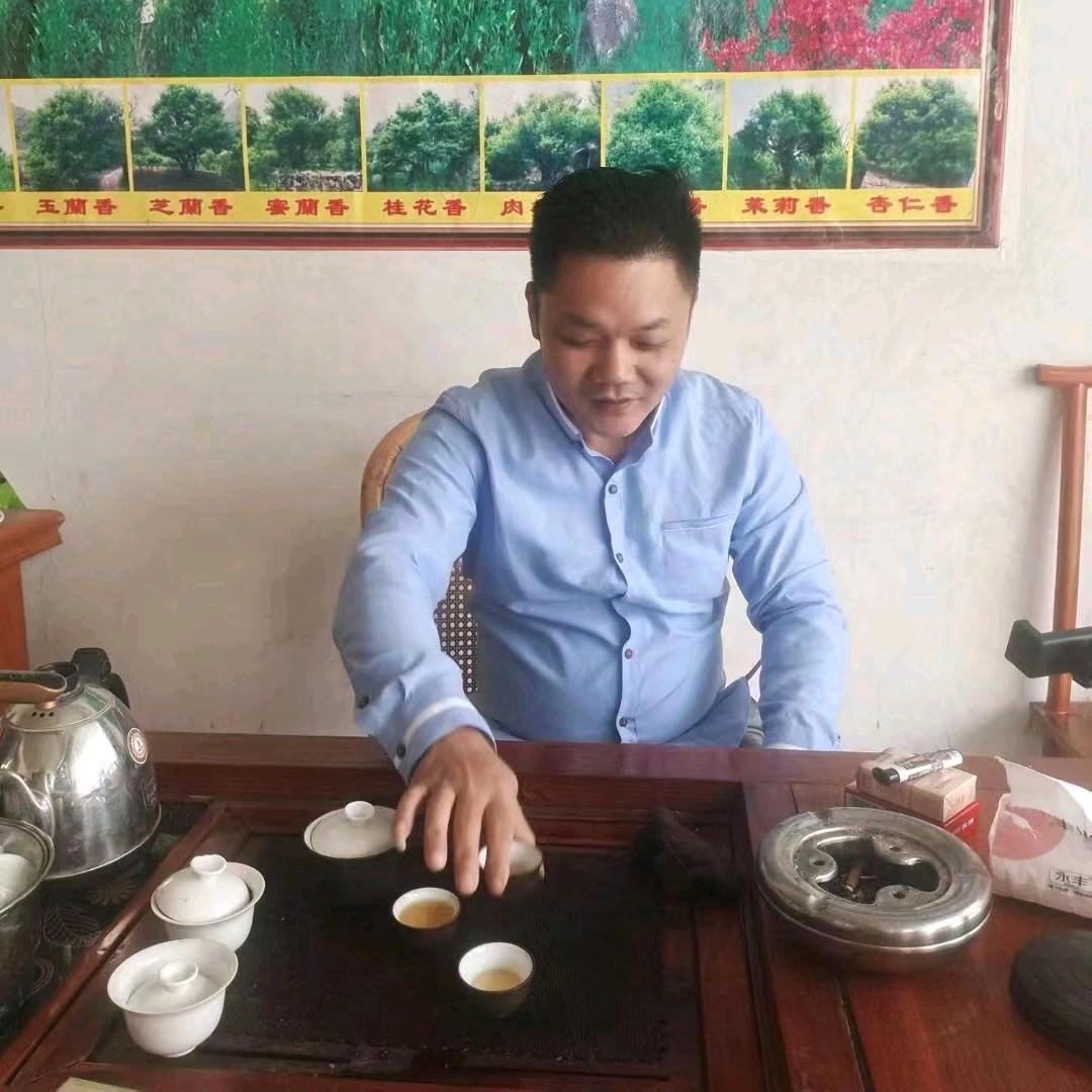 廖弟唱歌交友下午4点开播