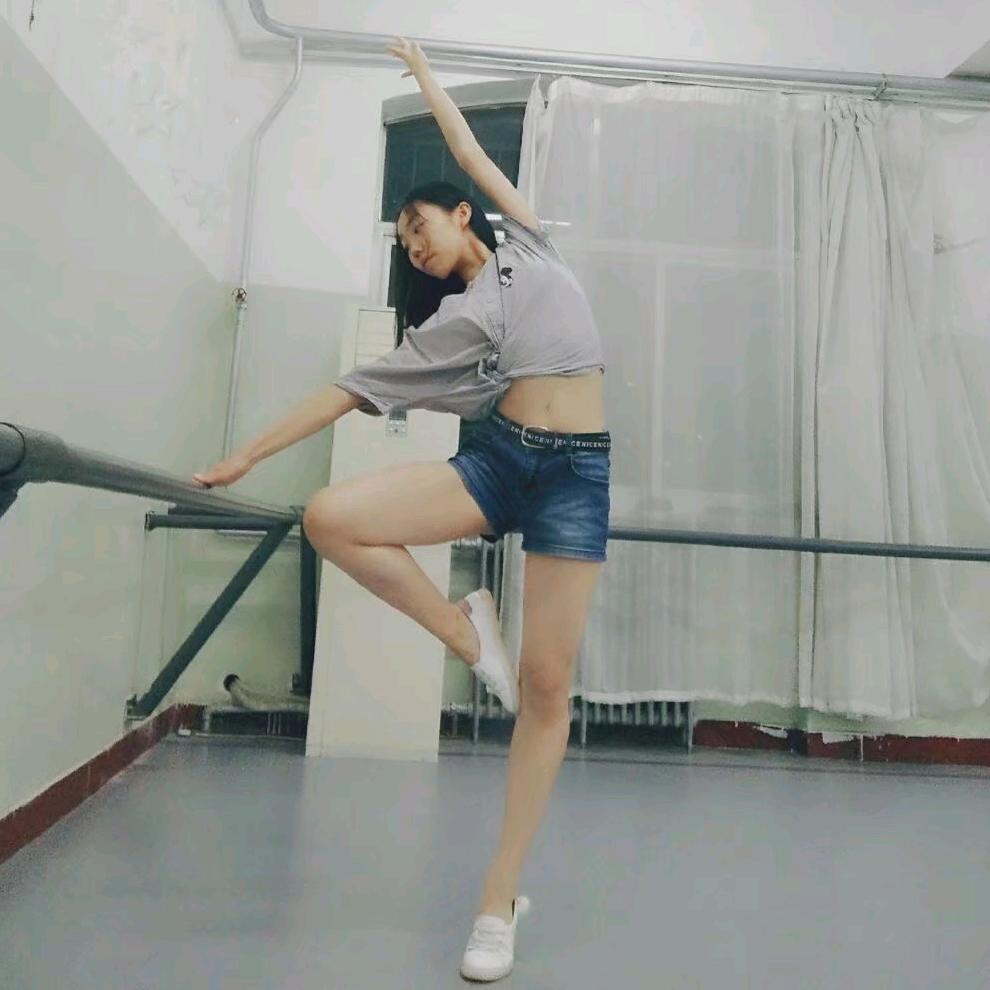 萱萱老师