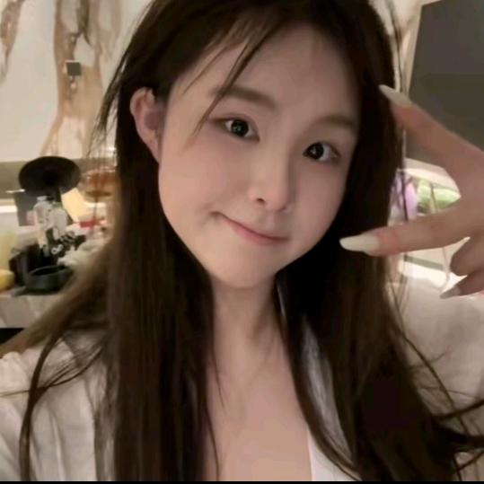 吃不饱饱【大码女装】