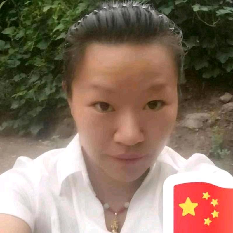 黄昕月