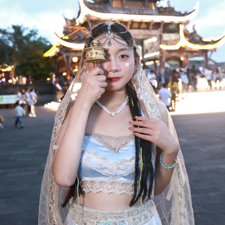 欣妍