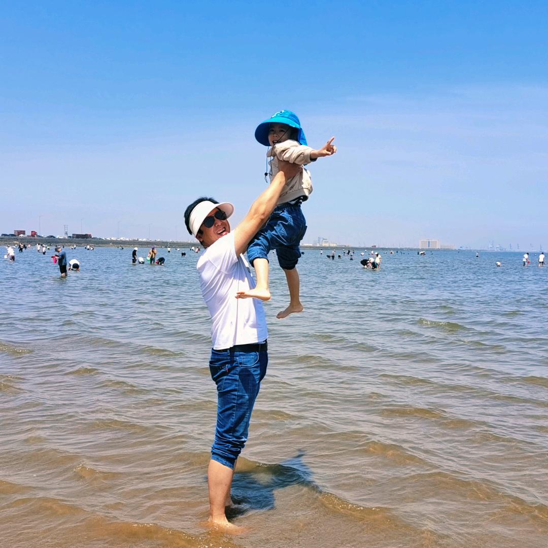 何以逐浪，唯有海洋。