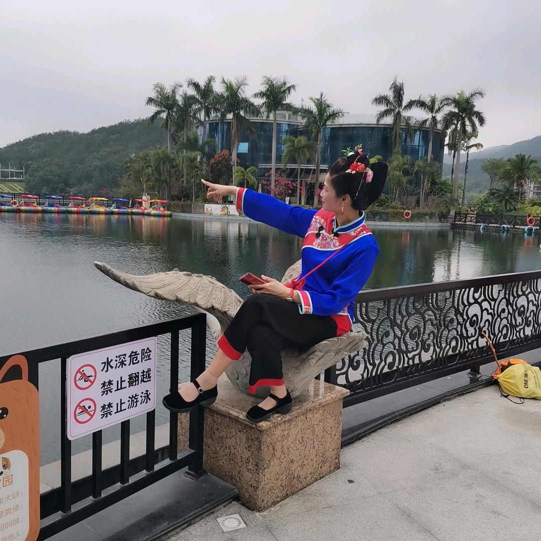 @阿美（好商品在橱窗）