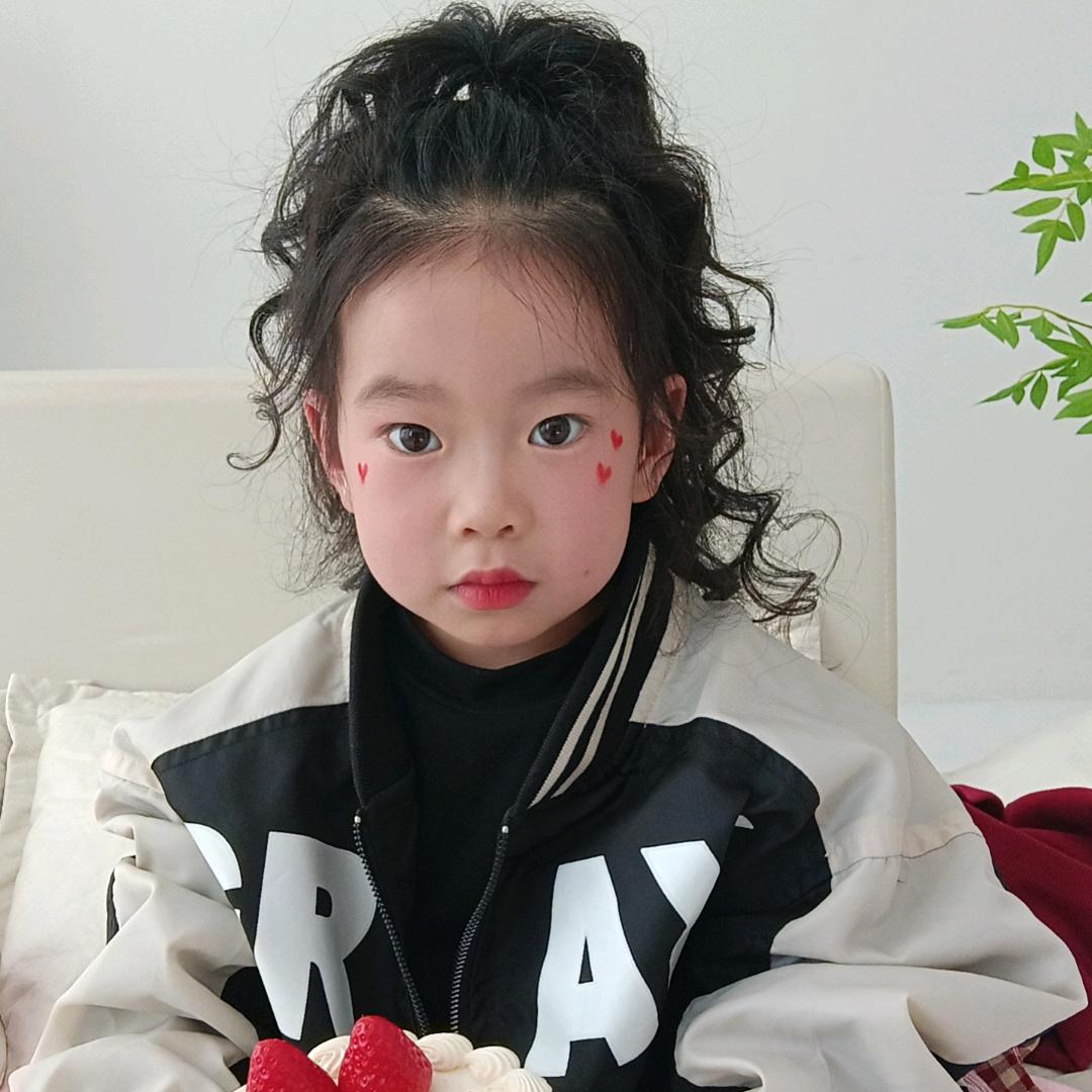 👧萌🎀宝贝来了哦💖💐