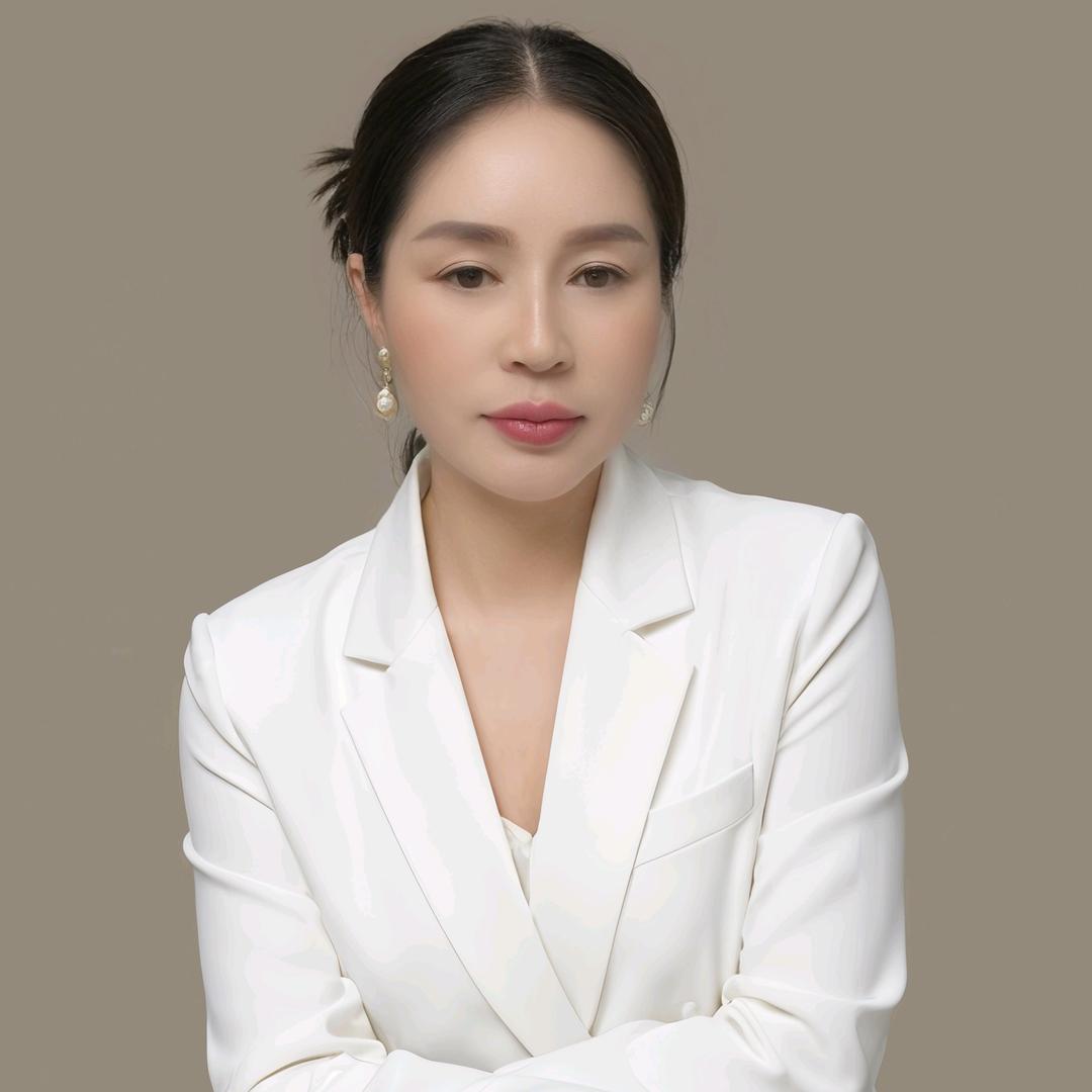 艾品秀 李老师