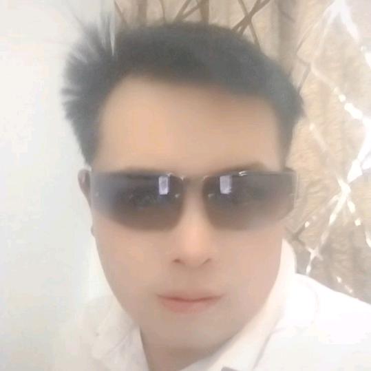 单身爸爸，飞哥，