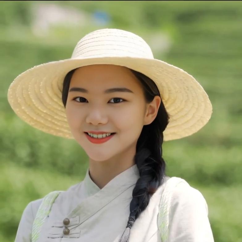 农小清-葡萄女孩