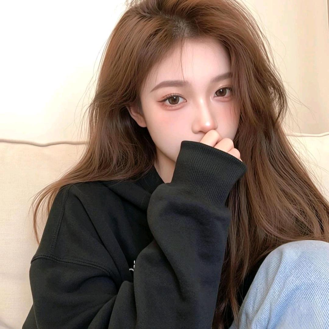 一半小月亮🌙