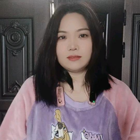 佑佑妹，唱歌