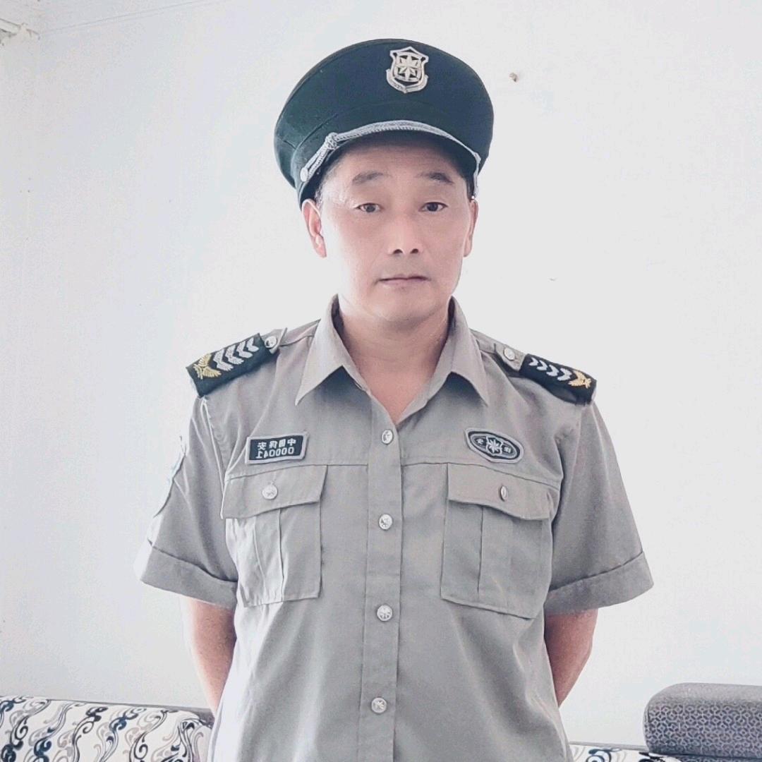 龍哥:为了生存，必需要劳动