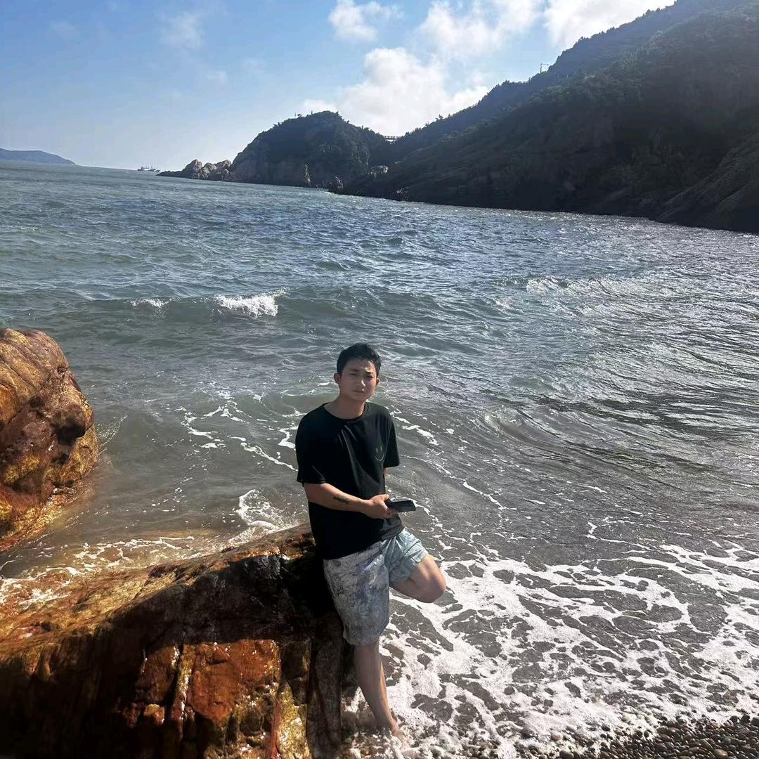 阿龙(户外)