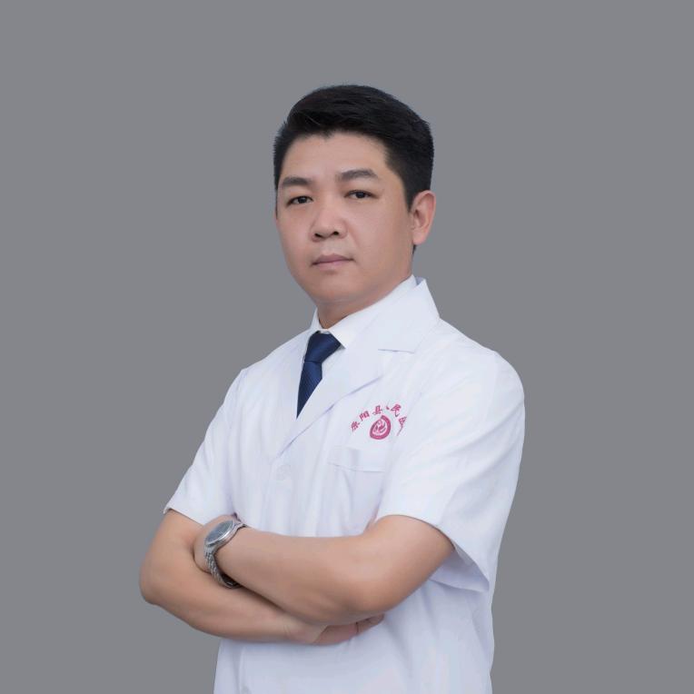 整形医生郝清鑫