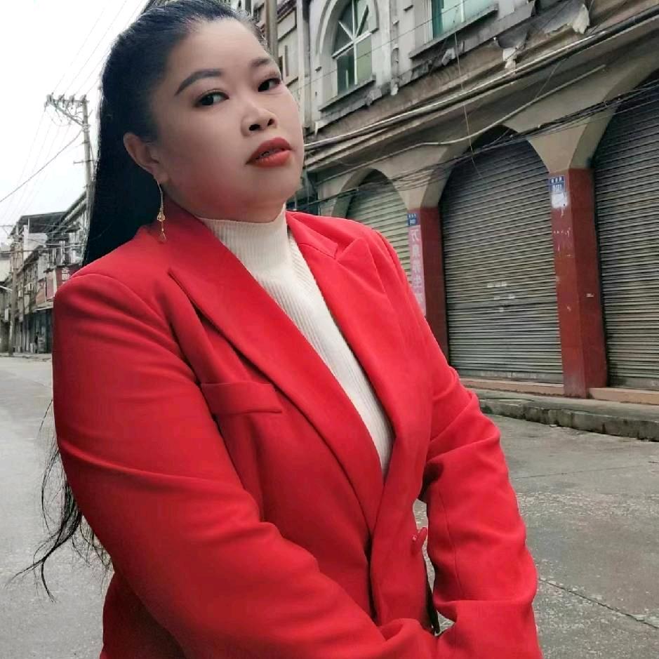 昭秀姐LB下午5:50开播抖音达