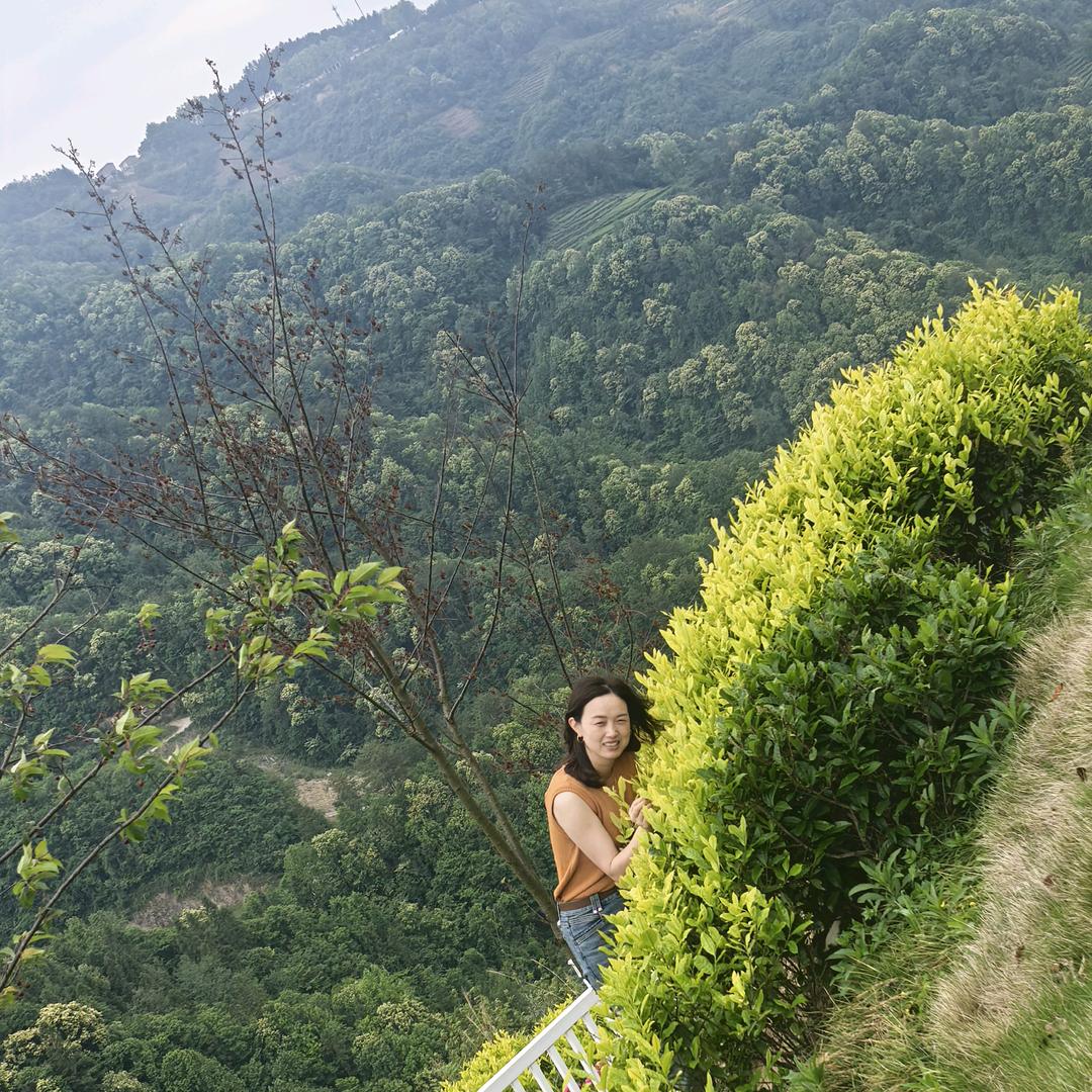 中年少女易小妹儿