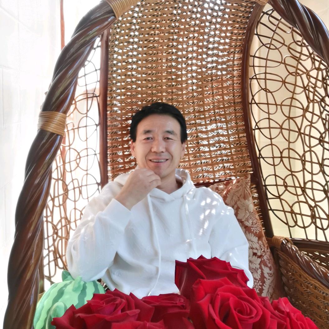与明同行