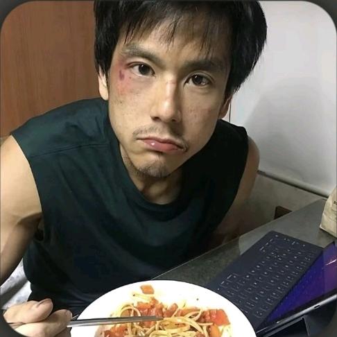 冷白皮黑巧