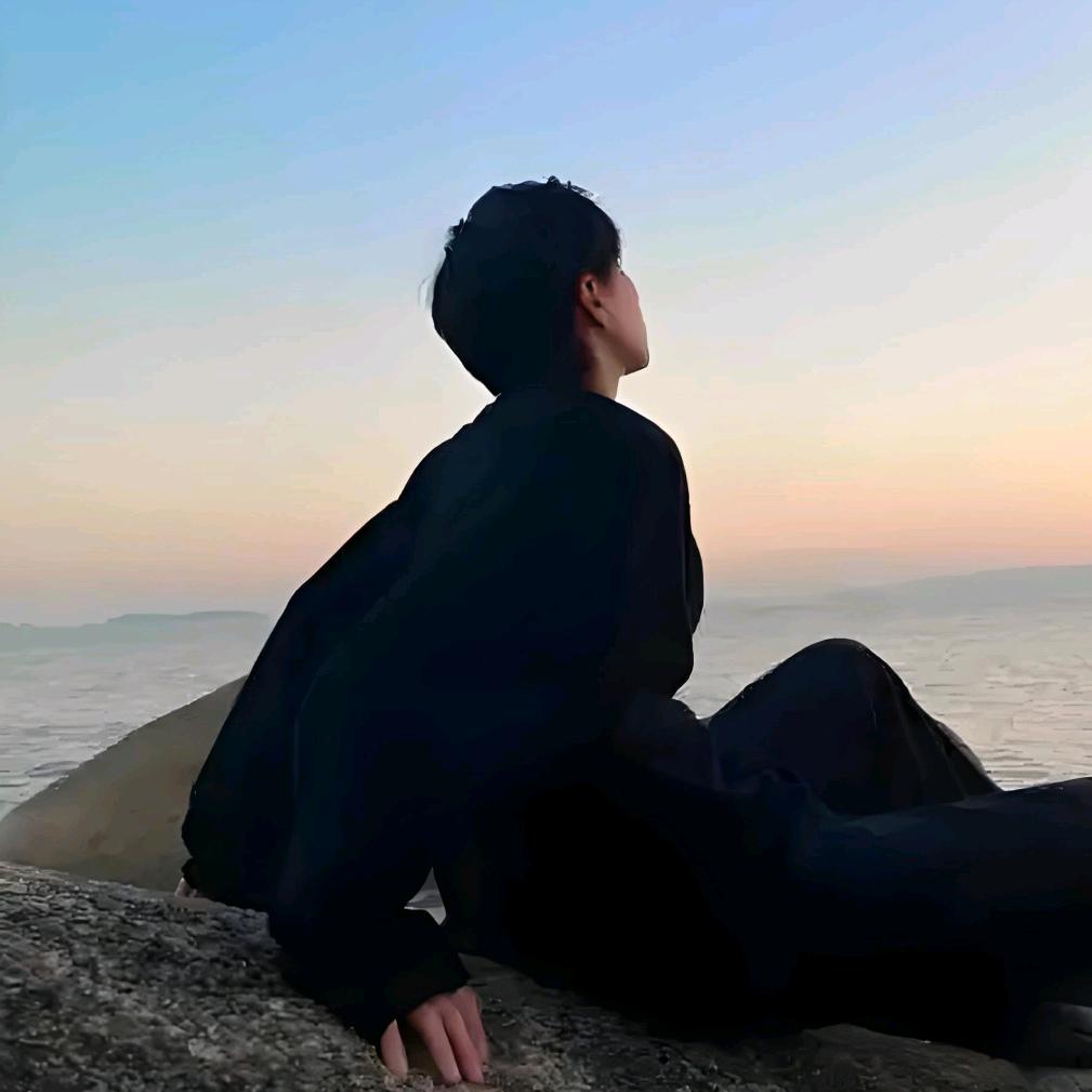 弟弟唱歌姐姐听