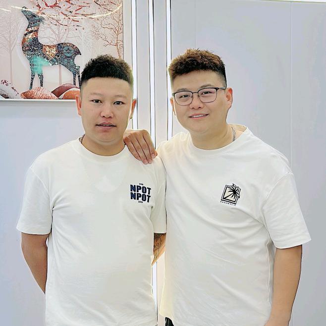 爱唱歌的师兄弟