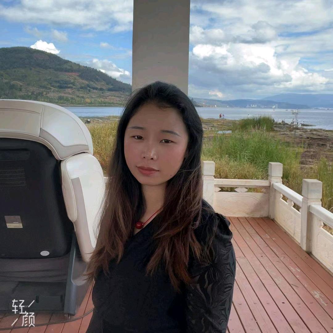 莹莹