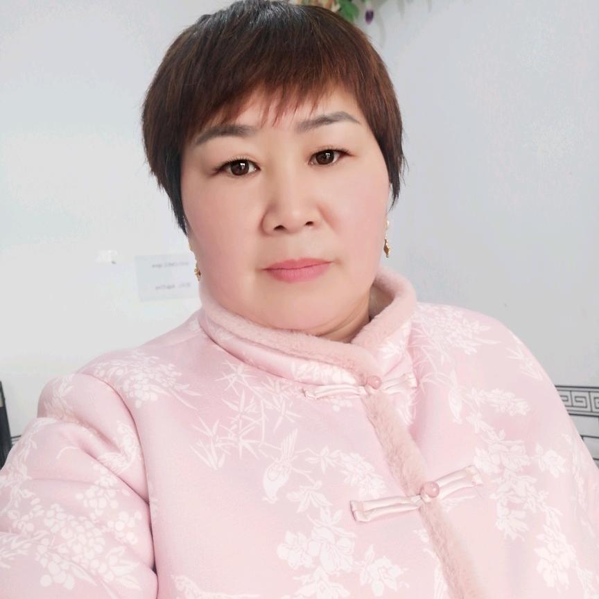 罗玲
