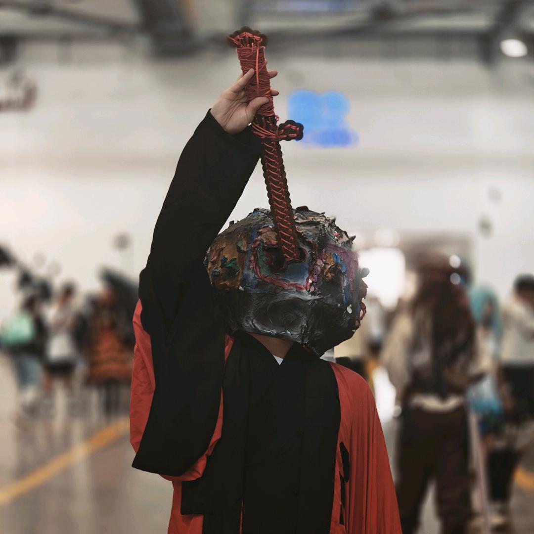 向往自由却又emo的哥布林