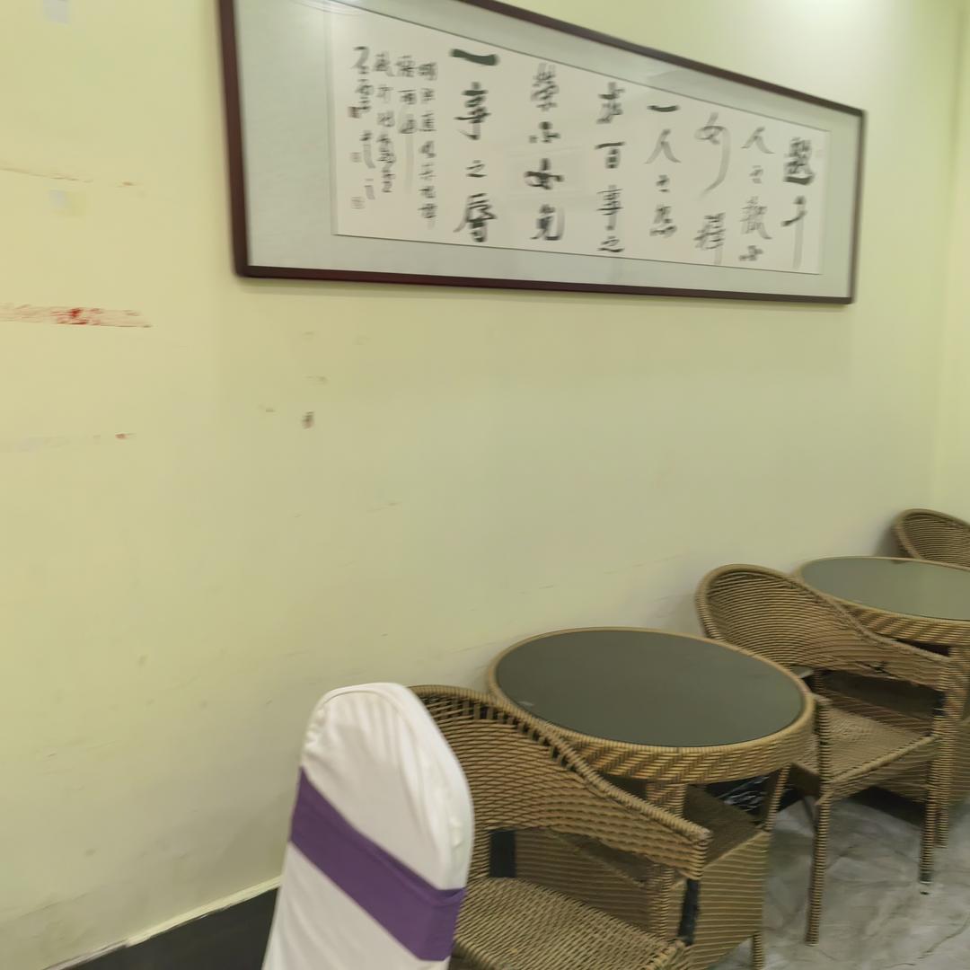 有点恶心