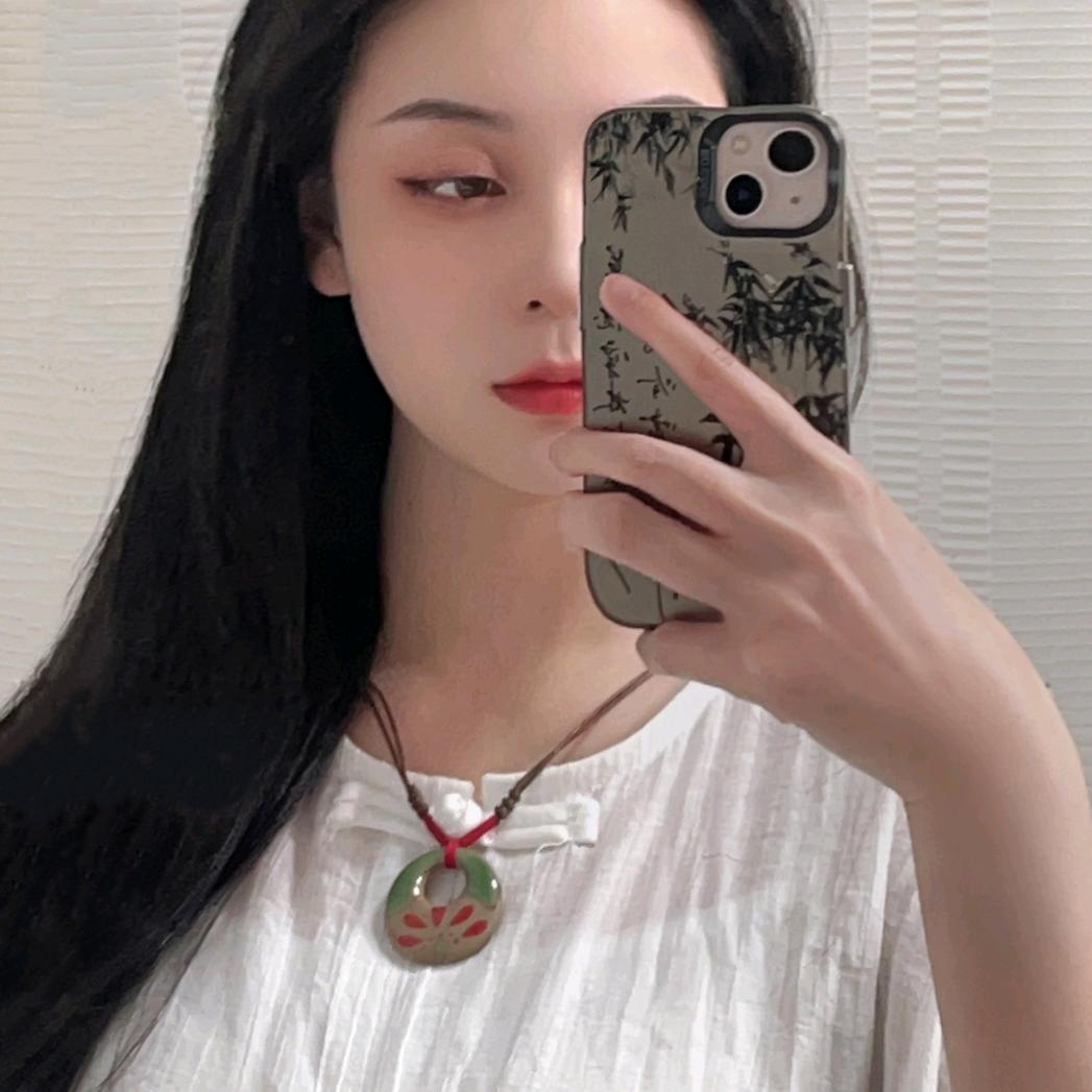 陳小意.