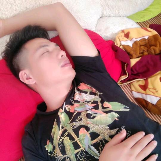 划船不用桨，一生只靠浪