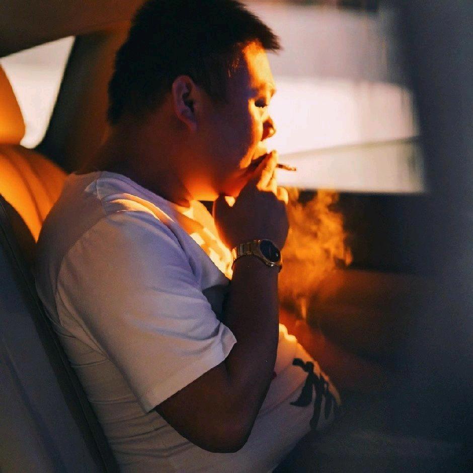 陈天睡大觉