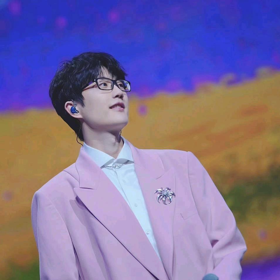 狞猫🎨(许嵩见过我两次版)