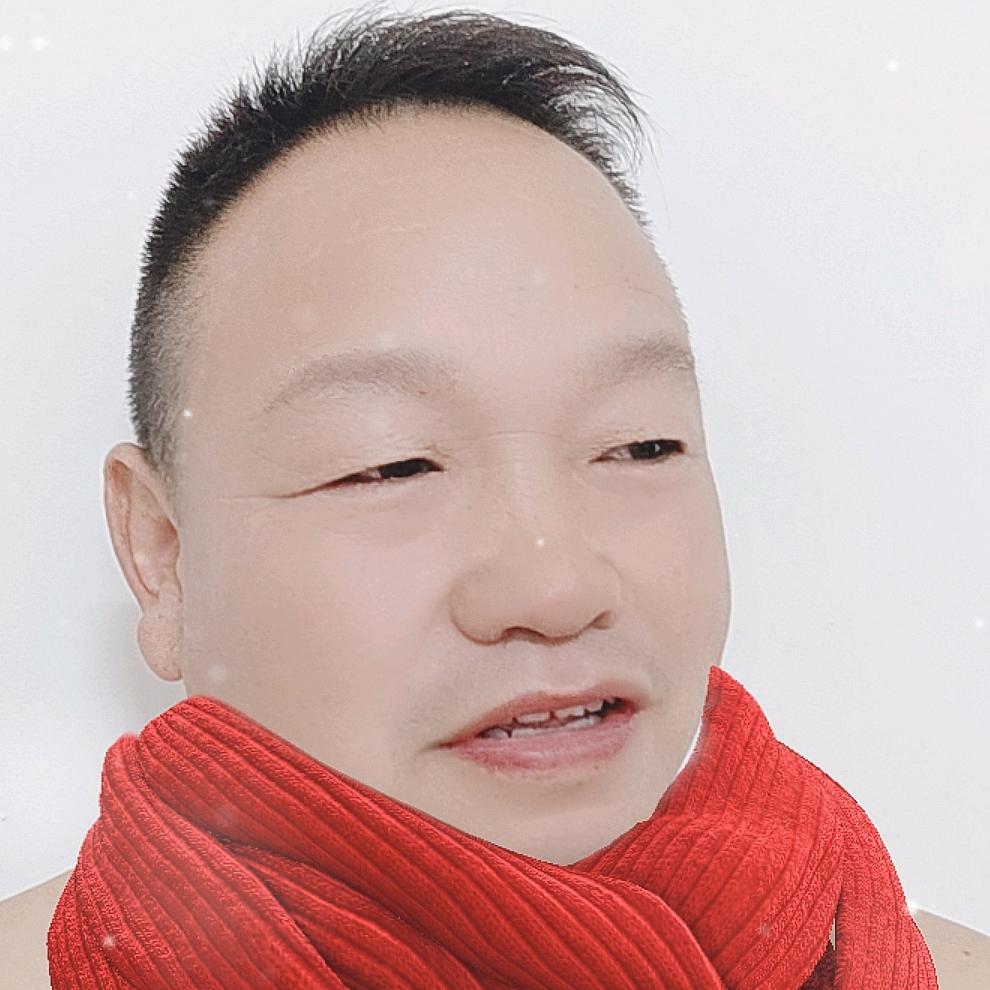 爱笑的小眼睛陈哥