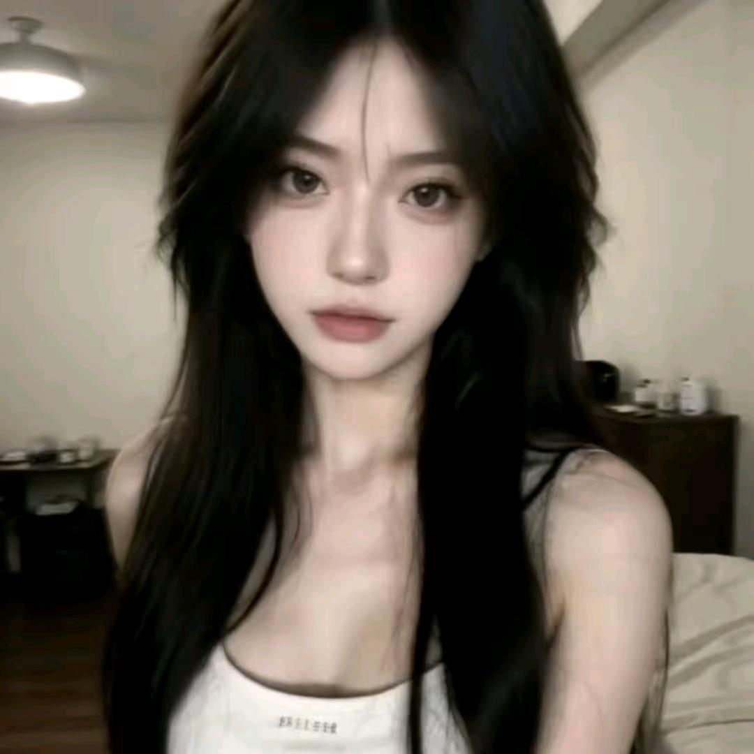 小小怪下士/•᷅•᷄\୭🐾