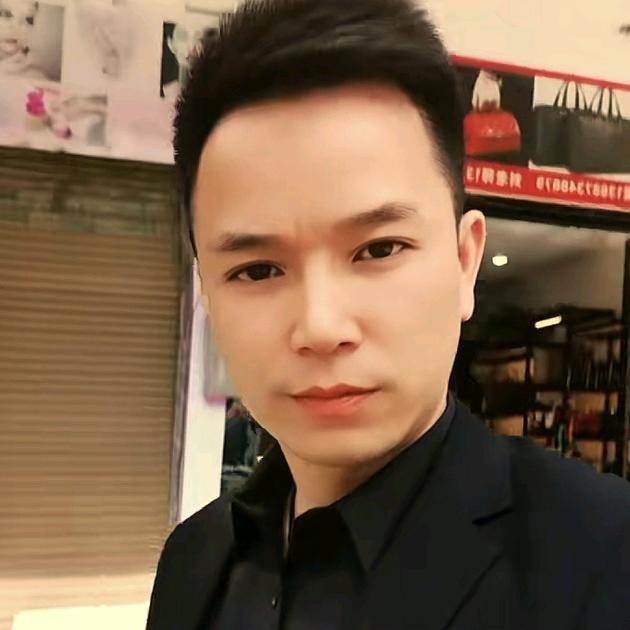 汉城小亮哥