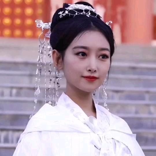 古城少女旧时巷