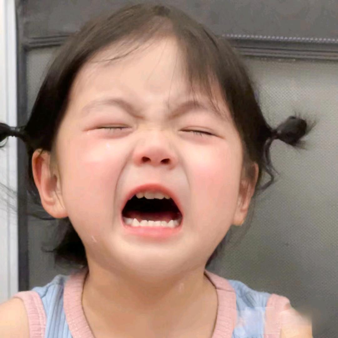 不⁴小哭包（◍•ᴗ•◍）