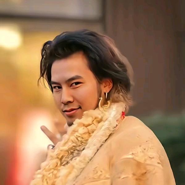 爱摸MM的男票