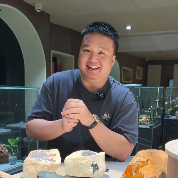 元胜翡翠